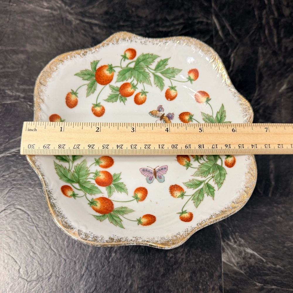 NORLEANS Cake Stand with Strawberries and Butterflies - Picture 9 of 15